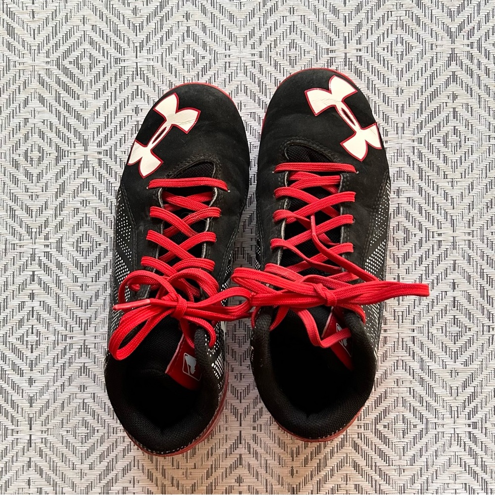 Under Armour baseball cleats